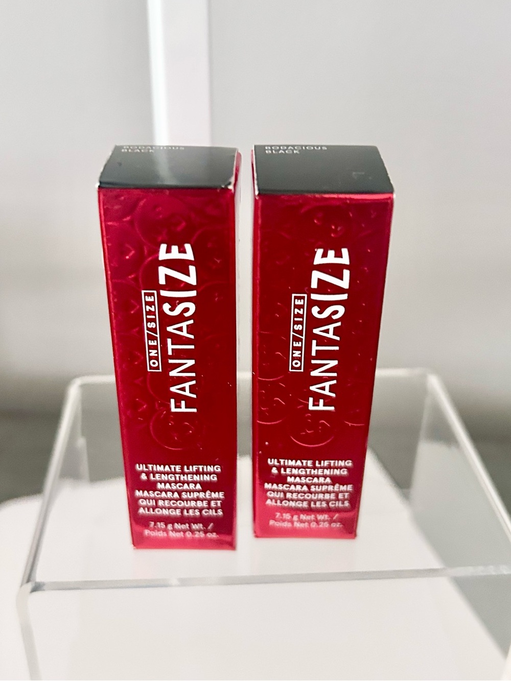 ONE/SIZE FANTASIZE Mascara Duo in Red
